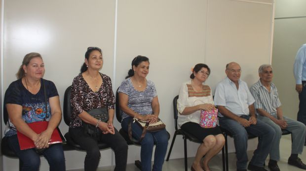 Vecinos del barrio La Candelaria solicitan el despeje del terreno donado por la familia Lara para la construcción del Centro Cultural