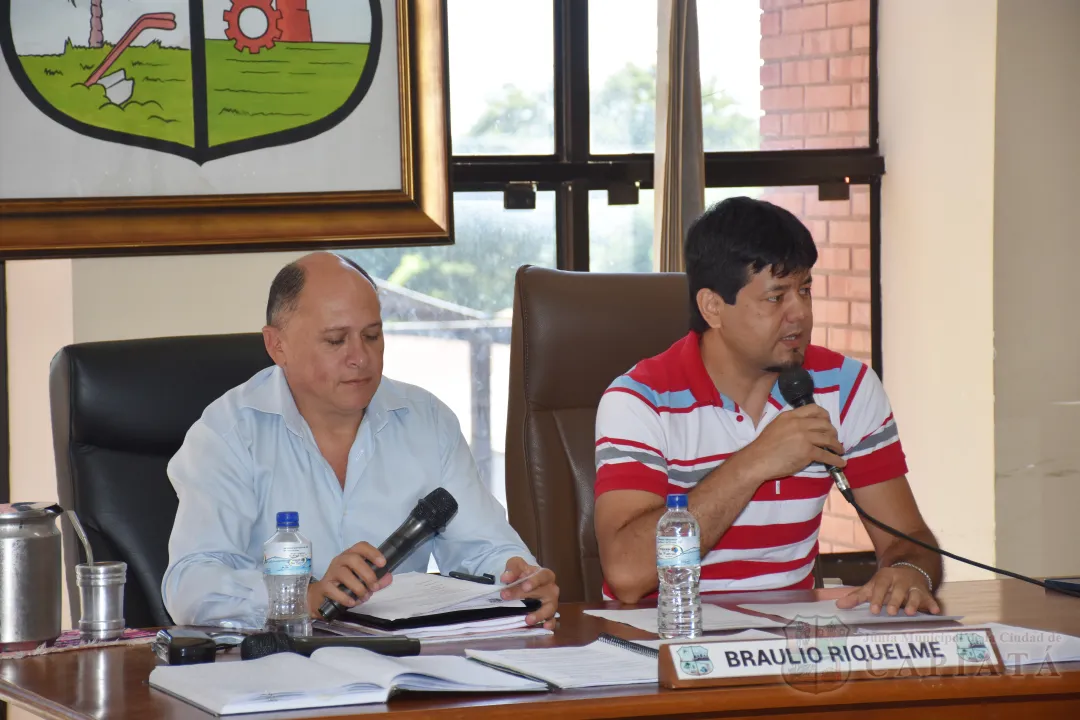 Aprueban adjudicación a PETROPAR de la provisión de combustible para uso institucional