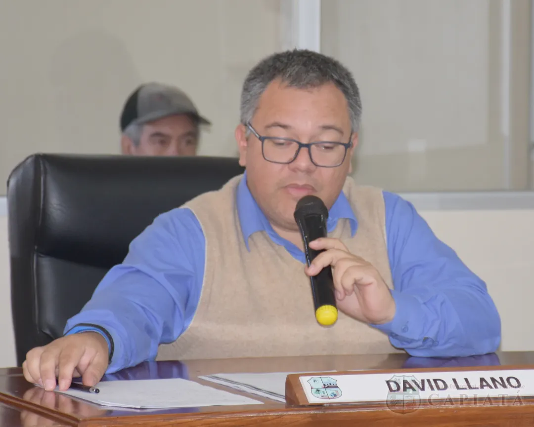 Concejal Llano propone al Ejecutivo Municipal llamado a licitación para realizar la numeración de casas