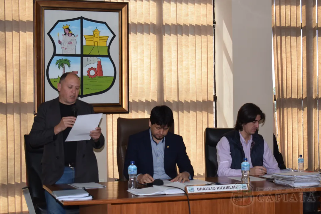 SESION ORDINARIA DE LA JUNTA MUNICIPAL DE CAPIATA: Notas Recibidas y Expedientes Dictaminados