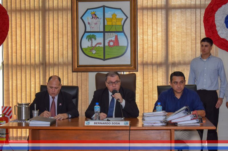 Autorizan al Ejecutivo Municipal devolver a la Junta Municipal los expedientes aprobados con plazos vencidos