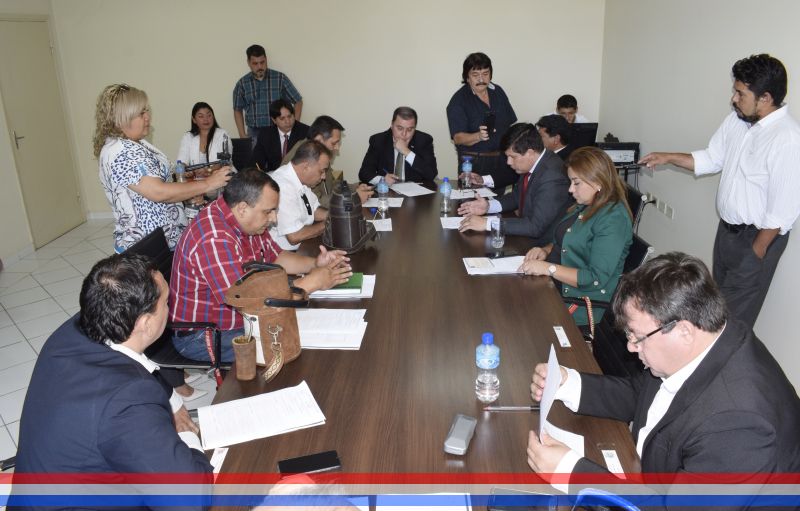 SESION ORDINARIA DE LA JUNTA MUNICIPAL DE CAPIATA: Notas Recibidas y Expedientes Dictaminados