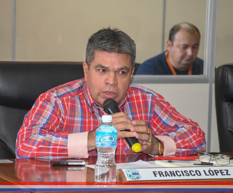 Solicitan al Ejecutivo Municipal que, a través de la Dirección de Área Social, estudie las numerosas solicitudes para conformación de Comisiones Vecinales