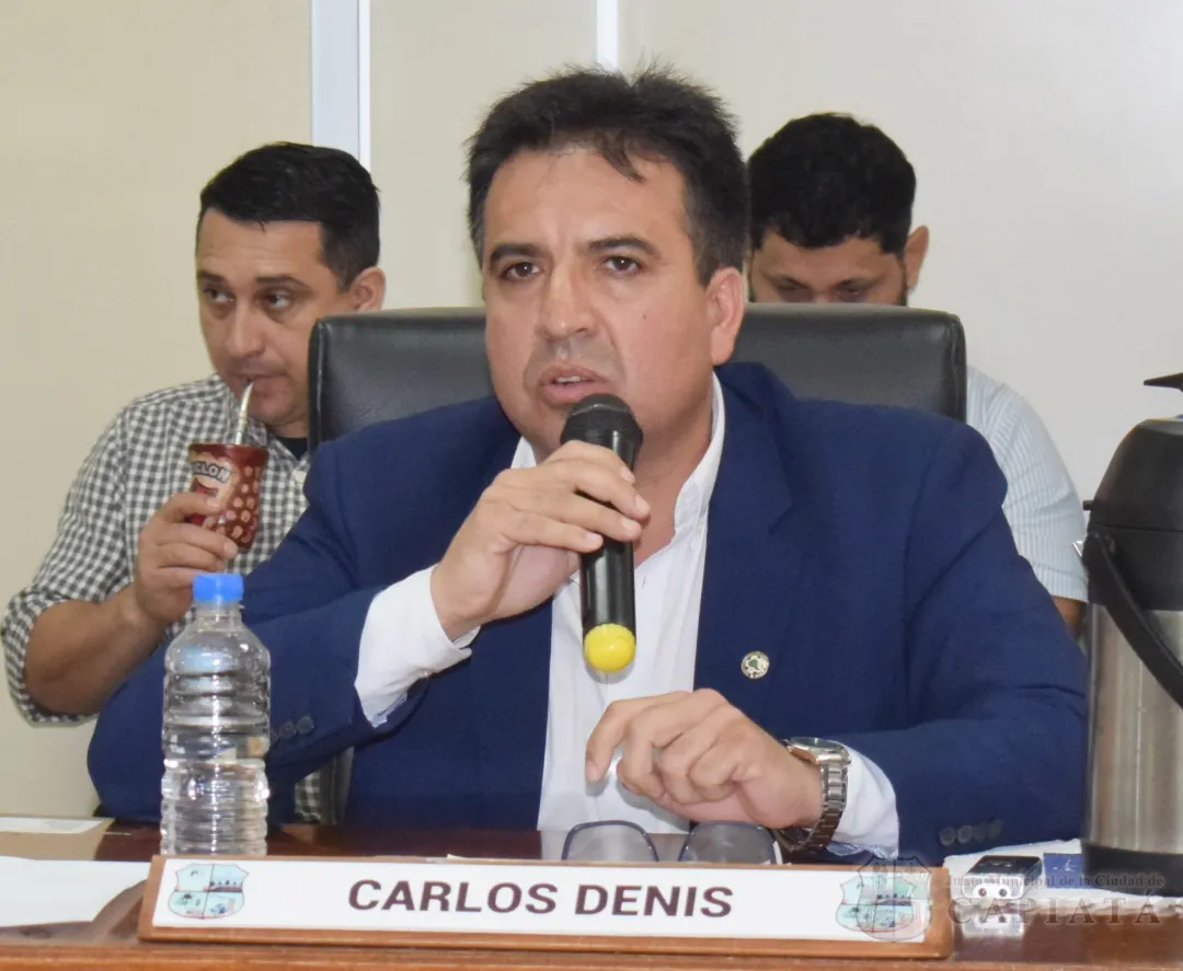 Concejal Denis reitera solicitud de mejorar la señalización en la zona del badén construido frente al club San Blas