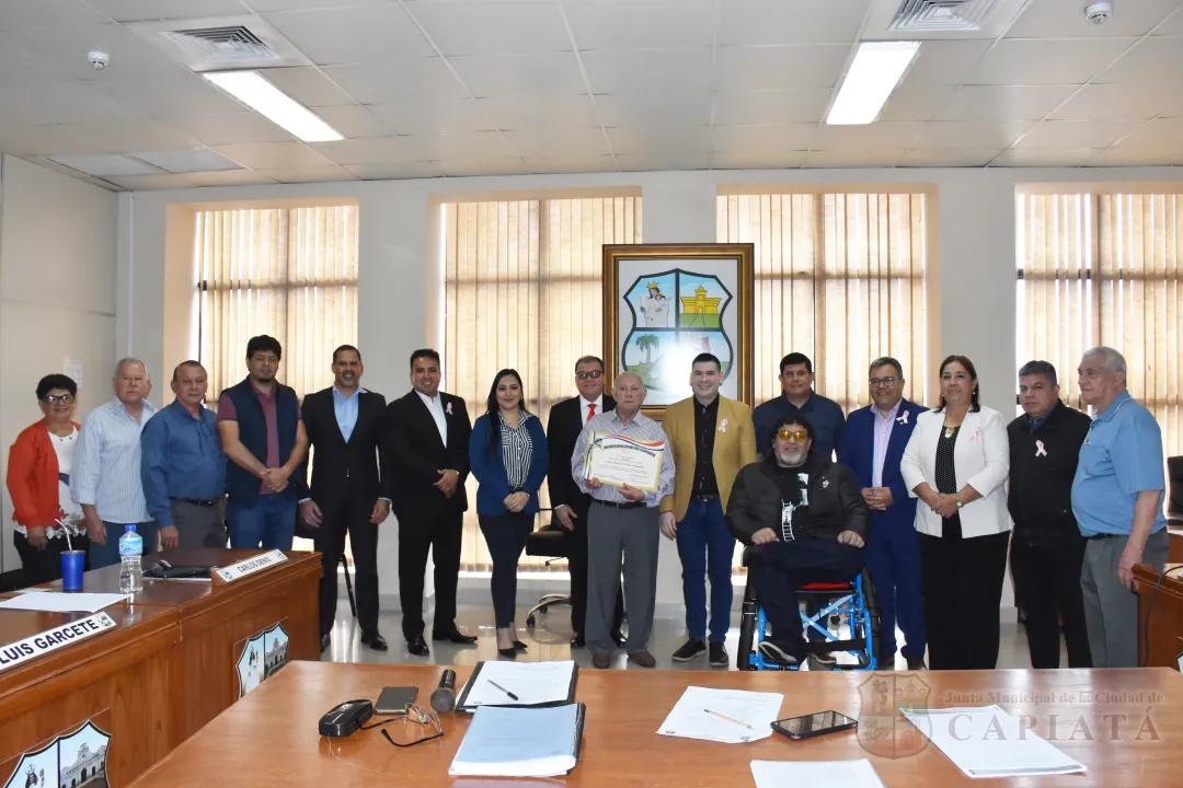 Don Diosnel Castillo Riquelme, pionero del periodismo capiateño, declarado “Ciudadano Ilustre de la ciudad de Capiatá”