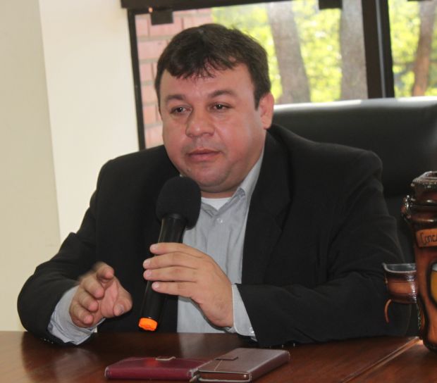 Concejal Orué solicita informe sobre situación legal de moteles
