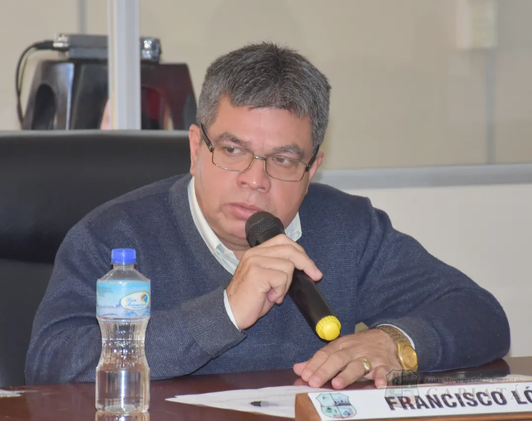 Reunión de trabajo con director de Tránsito fue muy positiva, informó el concejal Francisco López