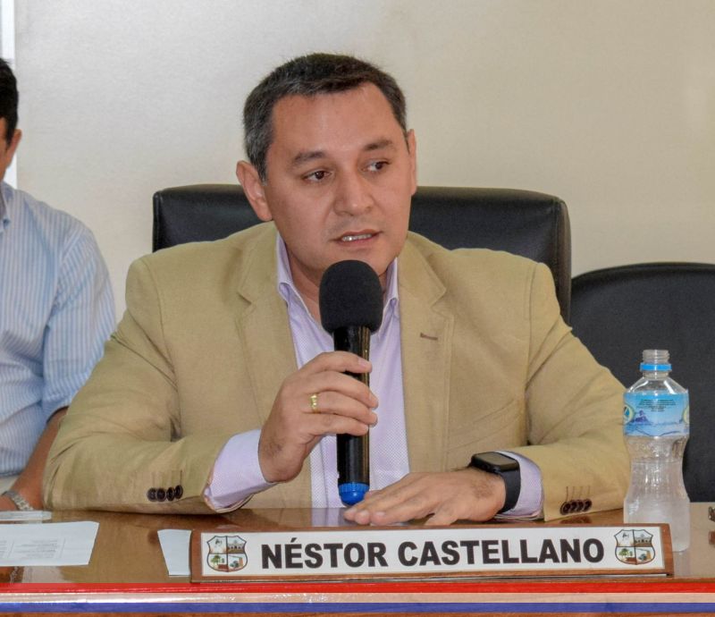 Concejal Castellano solicita arreglo de capa asfáltica en importantes tramos del sector sur de la ciudad.