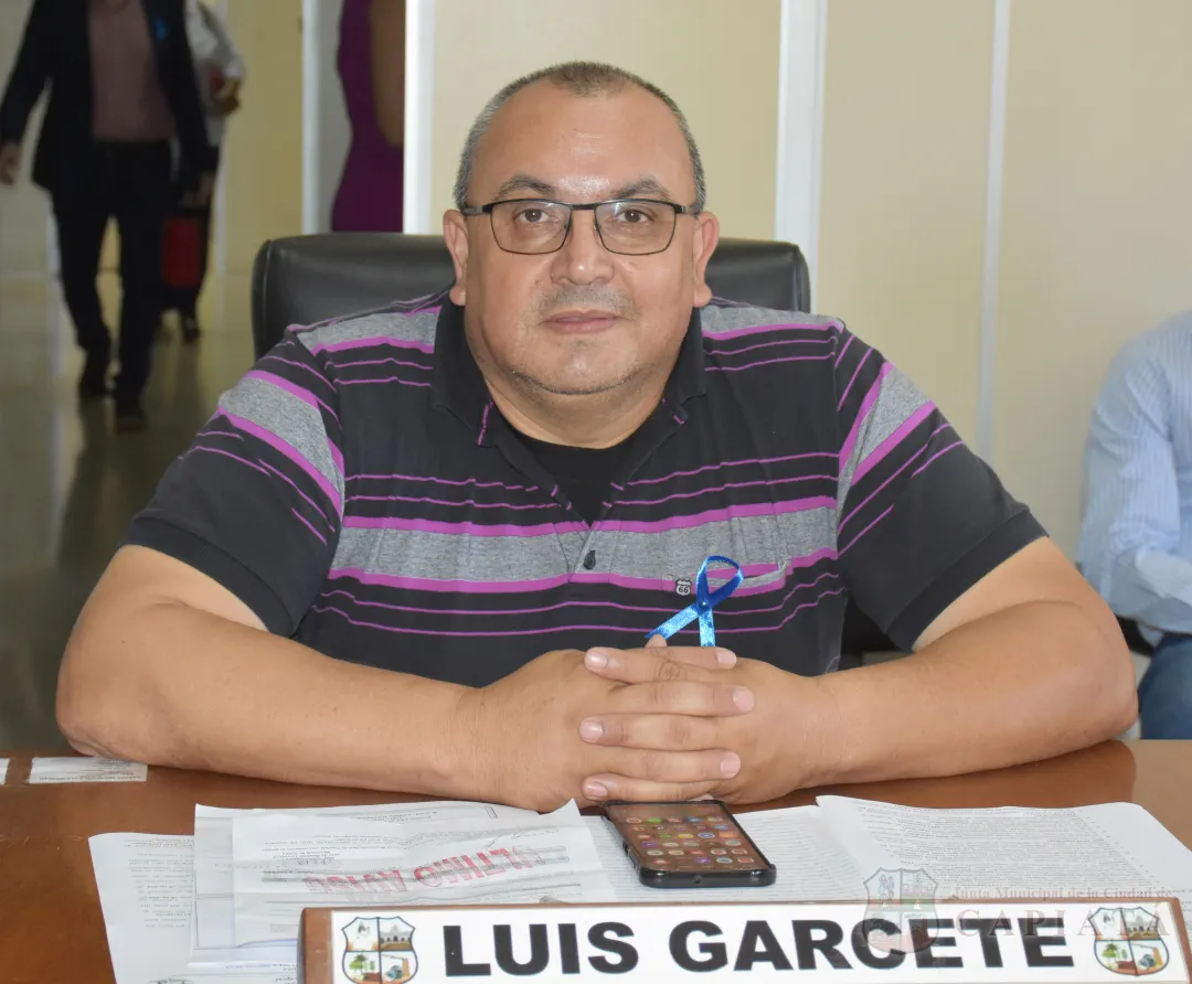 Concejal Garcete propone reconocimiento al mérito a joven capiateño destacado en el Festival Nacional Estudiantil “Guarania Púpe”