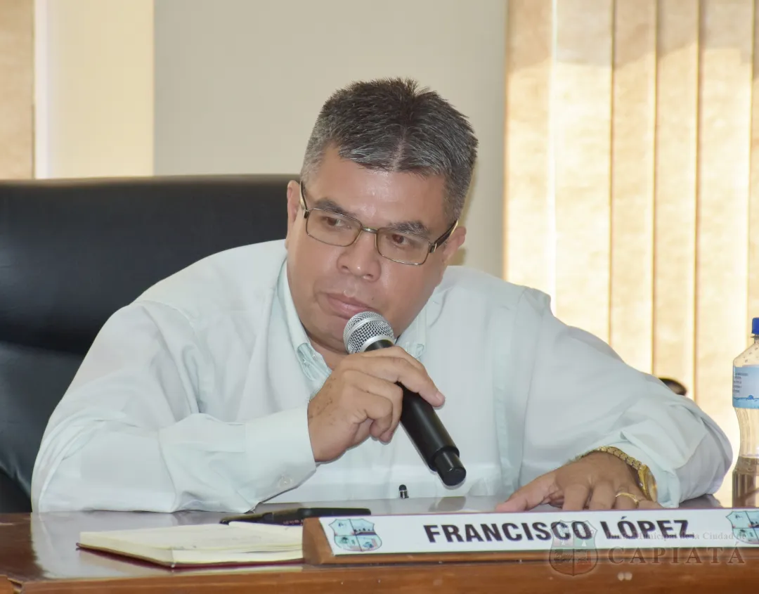 Mejoras de la calle Juan Angel Ayala de la Cía. 4ª Costa Salinares es una realidad, informó el concejal Francisco López