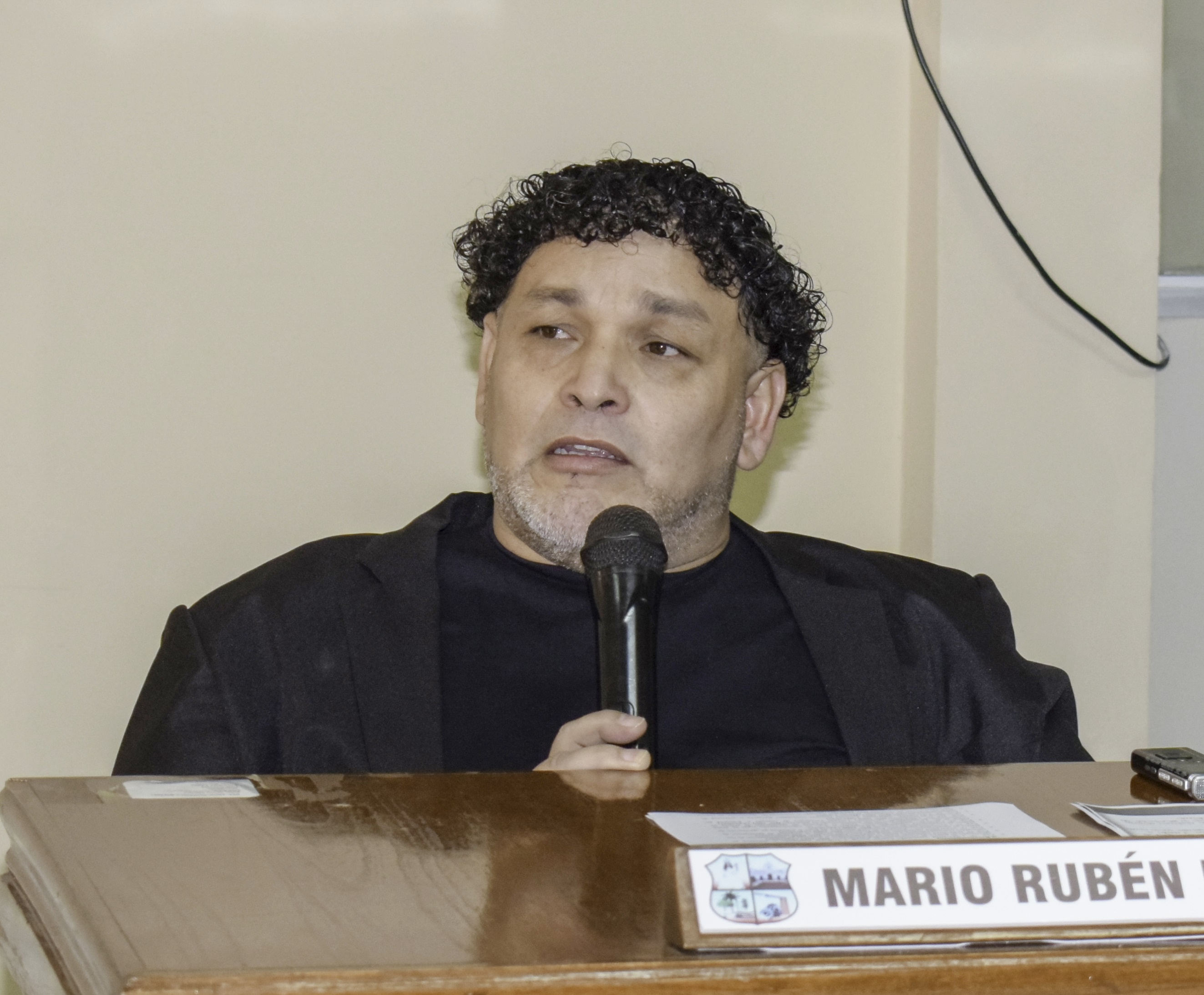 Concejal Mármol solicita a la administración municipal estudiar la posibilidad de otorgarle un terreno municipal a una persona con discapacidad física
