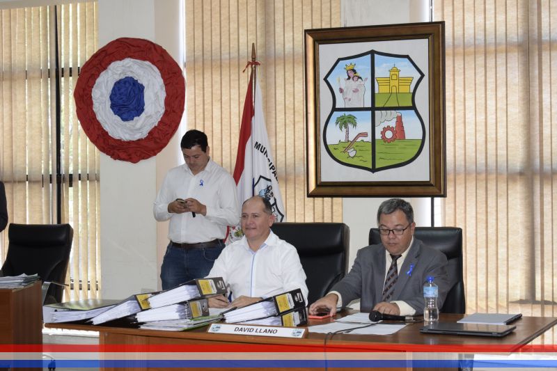 Autorizan Adenda Nº 2 al convenio suscripto entre la Municipalidad de Capiatá y Petropar para la provisión de combustibles
