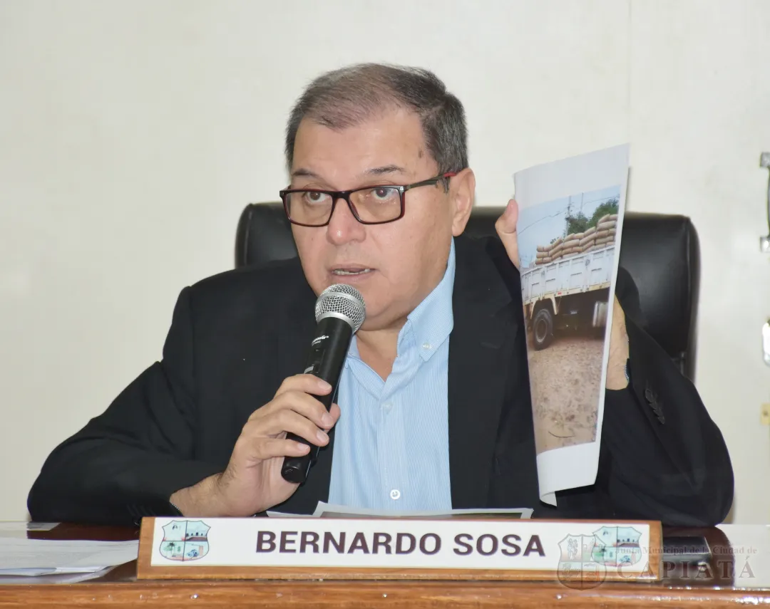 Distribuidora de cemento ubicada entre las compañías 5ª Yataity y 9ª Rojas Cañada afecta a vecinos de la zona con la polvareda que genera