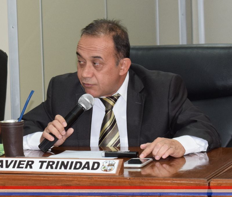 Concejal vicepresidente solicita al Ejecutivo Municipal la reparación de las calles vecinales del barrio Monte Grande