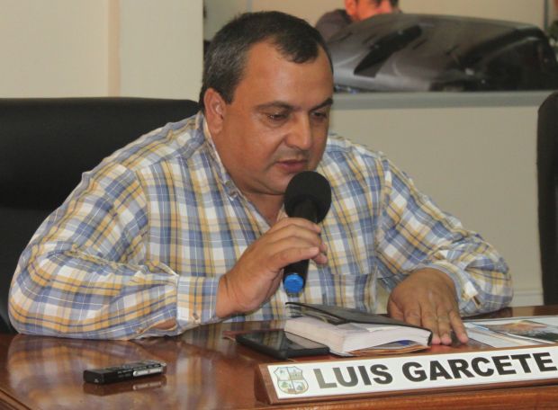 Solicitan informe sobre pedido de colocación de reductores de velocidad frente a la Esc. Nº 604 Laurelty