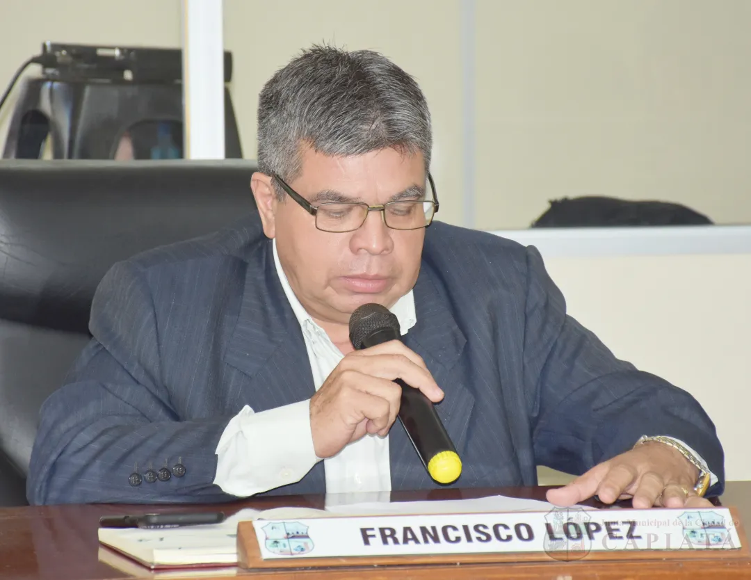 Reductores de velocidad ya fueron instalados en puntos críticos, informó el concejal López