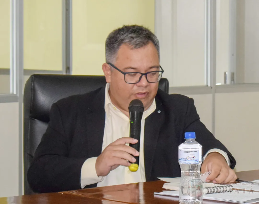 Concejal Llano solicita instalación de reductores de velocidad en cercanías de dos instituciones educativas de la zona céntrica