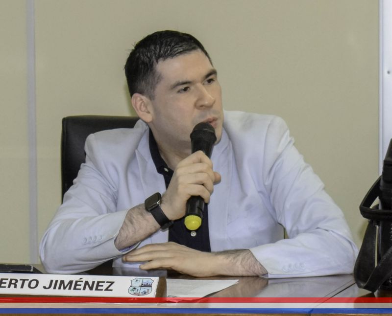 Concejal Jiménez solicita al Ejecutivo Municipal presentar denuncia fiscal contra ciudadano de otro distrito por arrojar basuras en nuestra ciudad