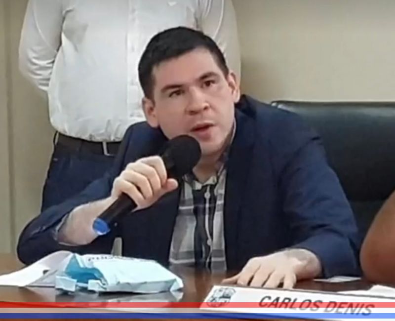 Unas 10 viviendas del barrio Kennedy se encuentran inundadas por mal estado de empedrado construido por la Gobernación
